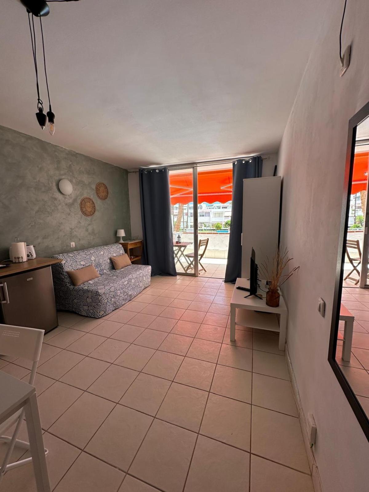 Апартаменты Flat Con Piscina In Costa Del Silencio - 5 Minuti Dal Mare Арона Экстерьер фото